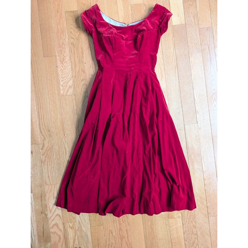 Vintage 1940s Old Hollywood Velvet Fit N Flare Gown Romantic Size S/M Wearable